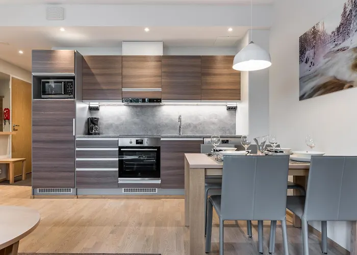 Rukahillchalet1 In - Out